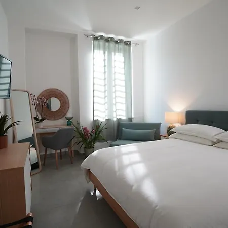 Cosmo 38 Luxury - Free Parking * Neapol