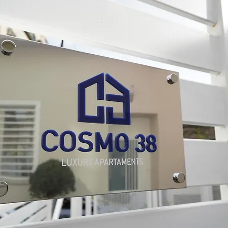 Cosmo 38 Luxury - Free Parking Neapol