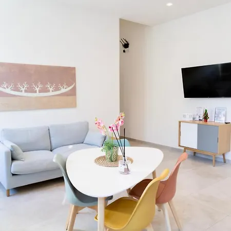 Cosmo 38 Luxury - Free Parking Neapol